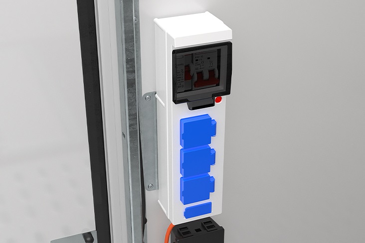 Hálózati táp egység és USB töltőpontok