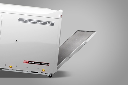 Eldriven lastdörr bak