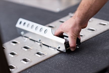 Hjulstopp - låg profil, par, fullt justerbart snabbfäste som krokas direkt i släpvagnen