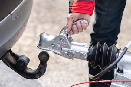 Zárható kapcsolófej