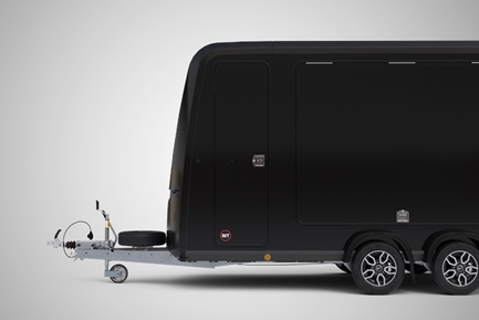 trailer extra banner